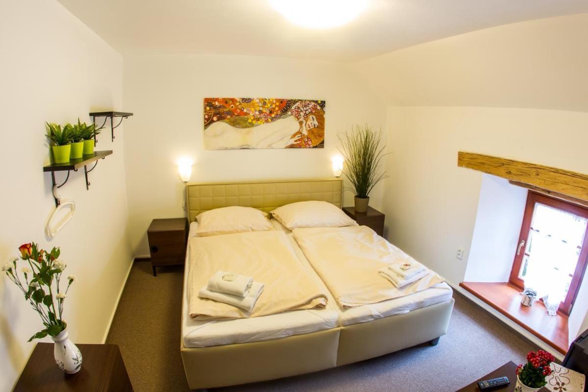 Hotel Hospodarsky Dvur Bohuslavice Telč Dış mekan fotoğraf